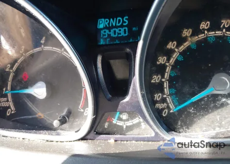 2014 Ford Fiesta Se z USA, uszkodzony, nr VIN 3FADP4EJ3EM200872